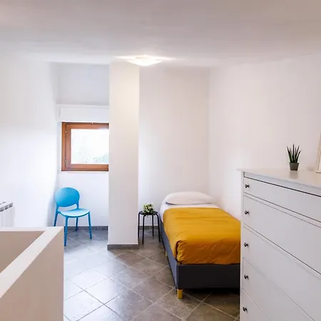 Apartment Guesthost - Cozy In Colonna San Marco With View *